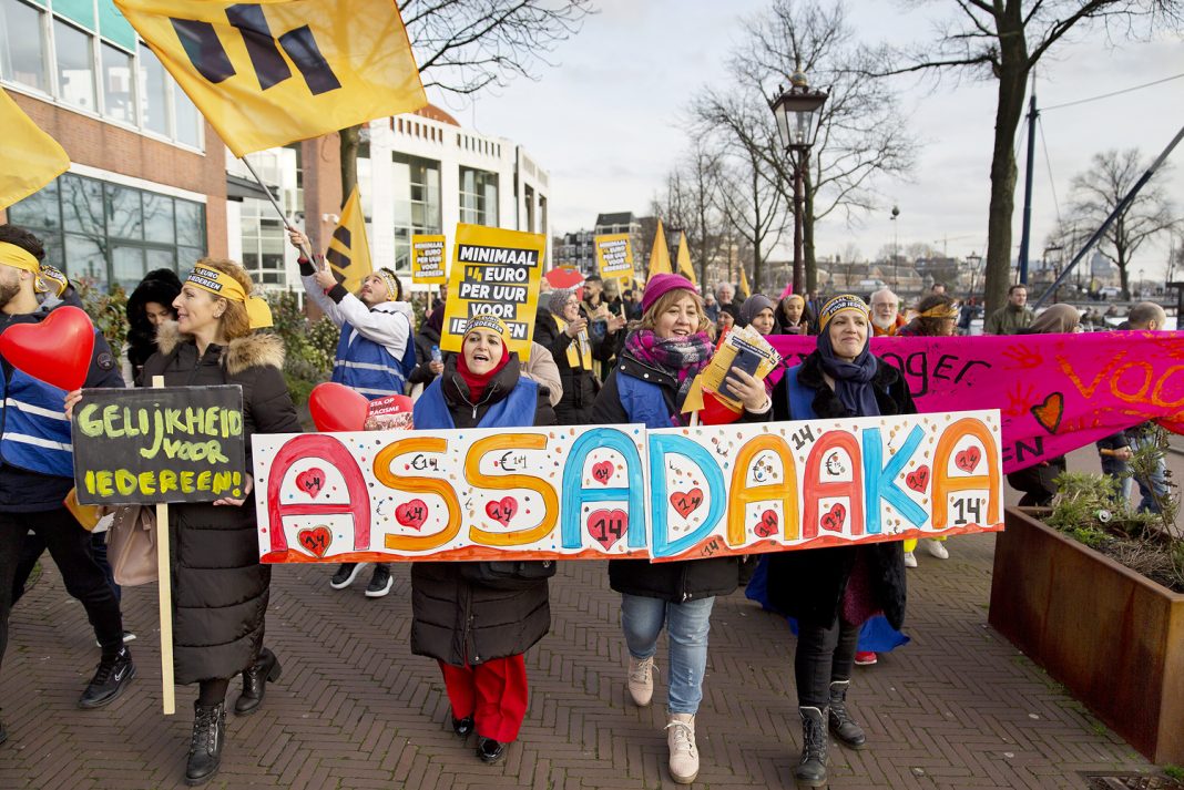 'Alle Nederlanders hebben recht op een eerlijk inkomen' | © Erik Veld